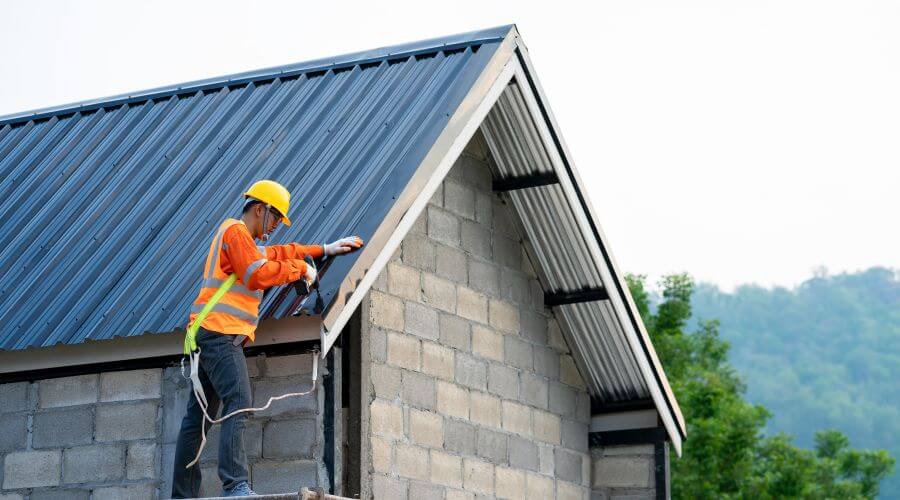 Professional residential roofers in Roll, AZ